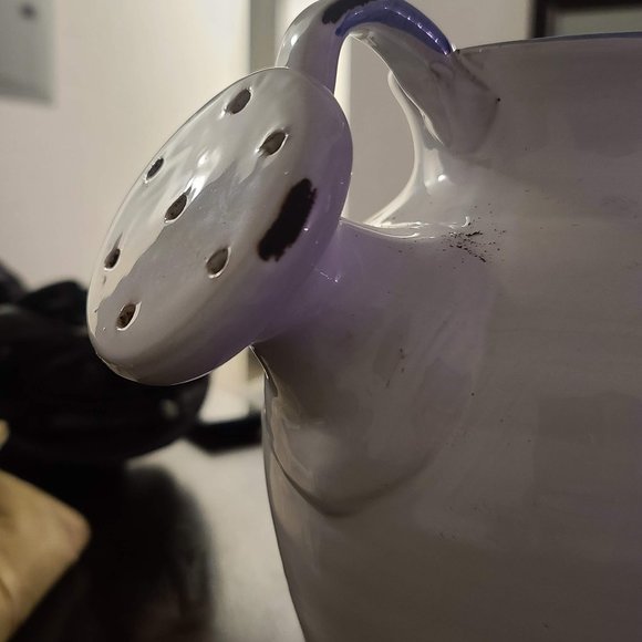 Vase - Picture 3 of 7